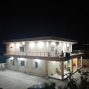 Dhoma Plazhi Nefeli Vlore