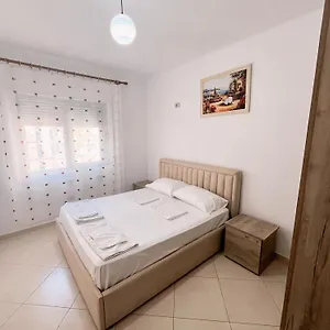 Gerald's Central Vlore